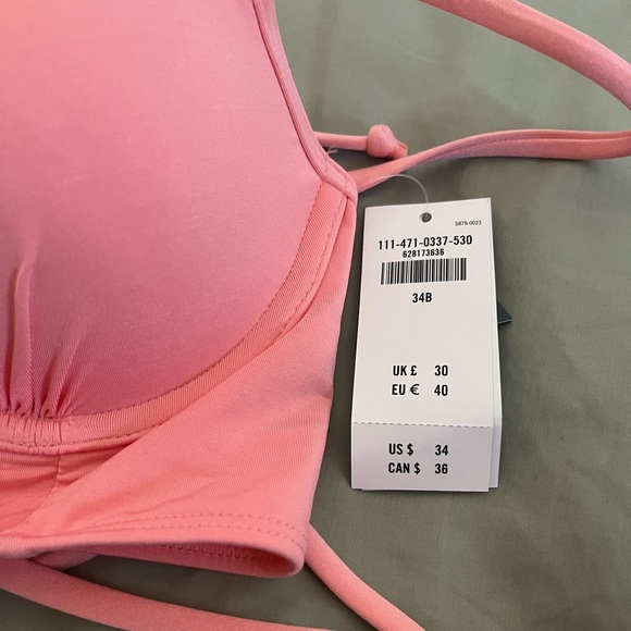 Abercrombie and Fitch Push-Up Plunge Bikini Top - Picture 4 of 5